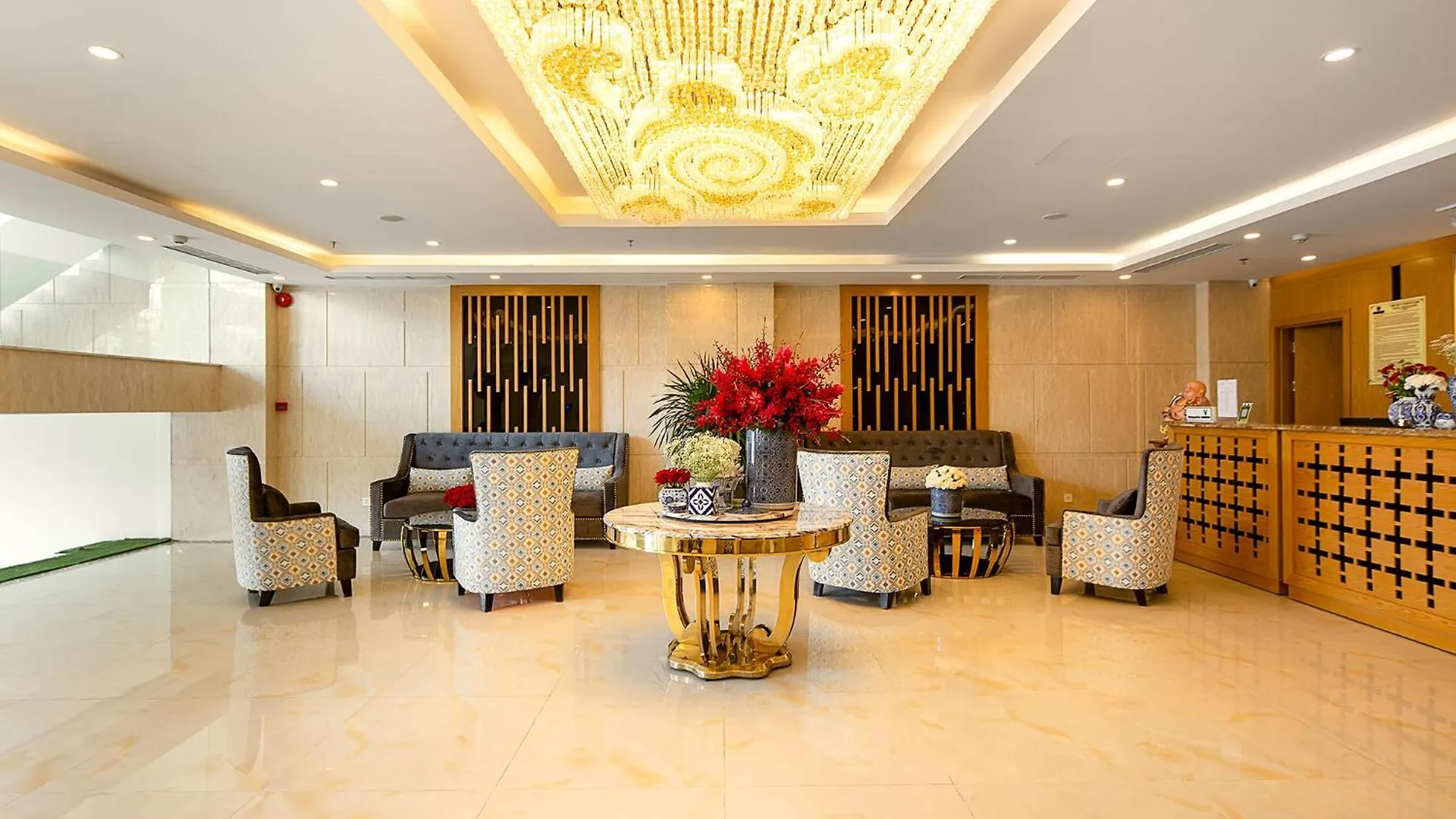 Tgt Beach Hotel Da Nang